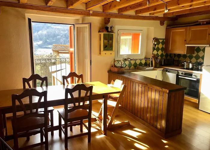 Hauzify I Cal Couqui Nyaraló Err